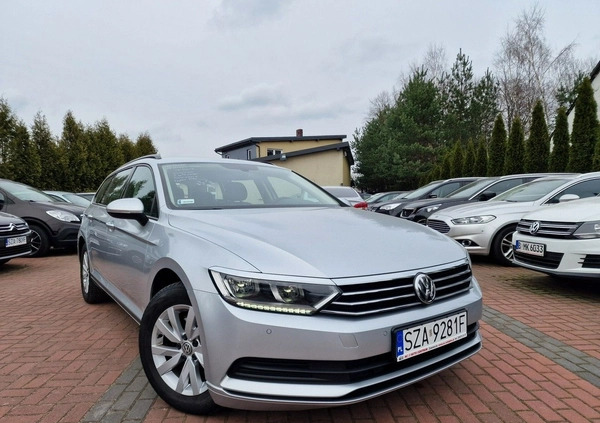 Volkswagen Passat cena 62800 przebieg: 125000, rok produkcji 2018 z Zawiercie małe 596